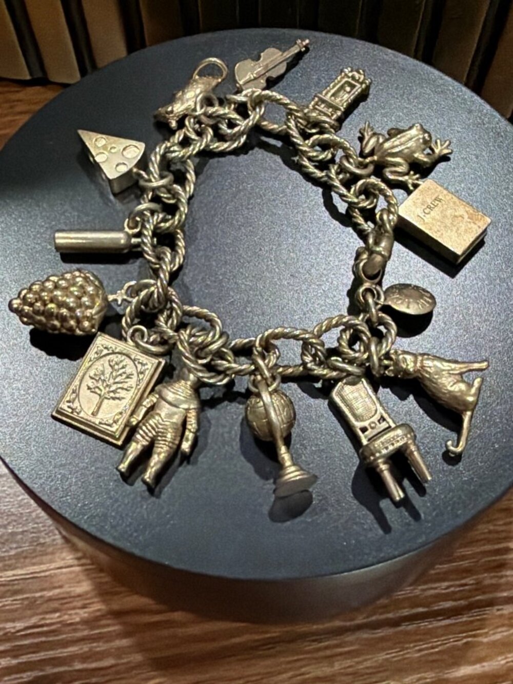 J.Crew Heirloom Charm Bracelet Silver Tone 14 Charms Retired Dustbag